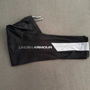 Under Armour Youth Activewear Black with Shin Logo